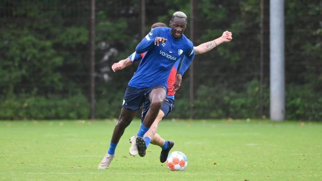 1631886686900018145.jpg 1631886686900018145.jpg